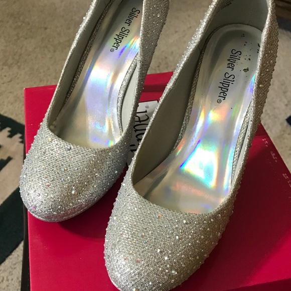 SOLD🚫 - Picture 2 of 3